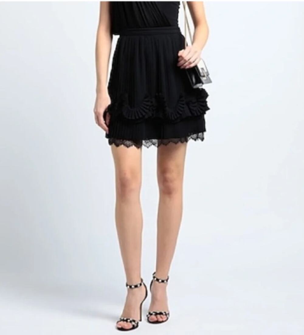 BURBERRY Paris After Dark Black Pleated Lace Mini Skirt NWT US 0
